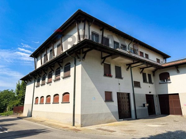 appartamento in vendita a Renate