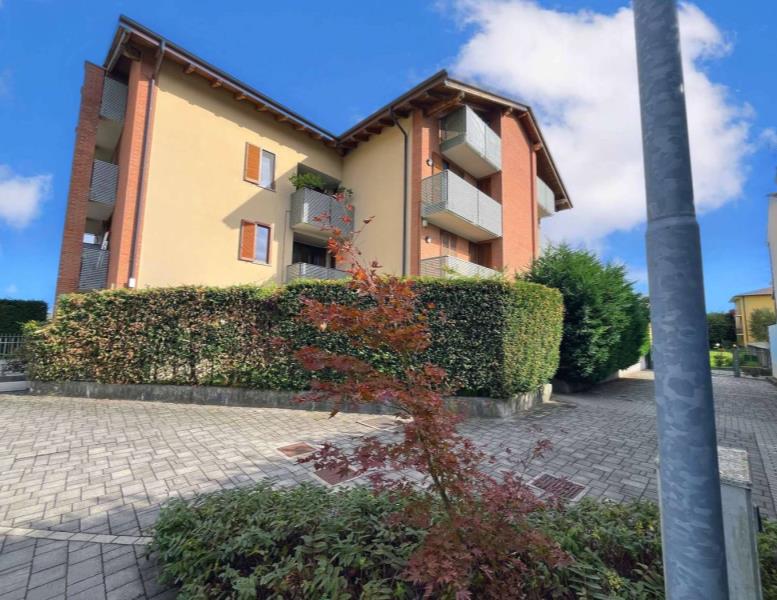 appartamento in vendita a Ronco Briantino