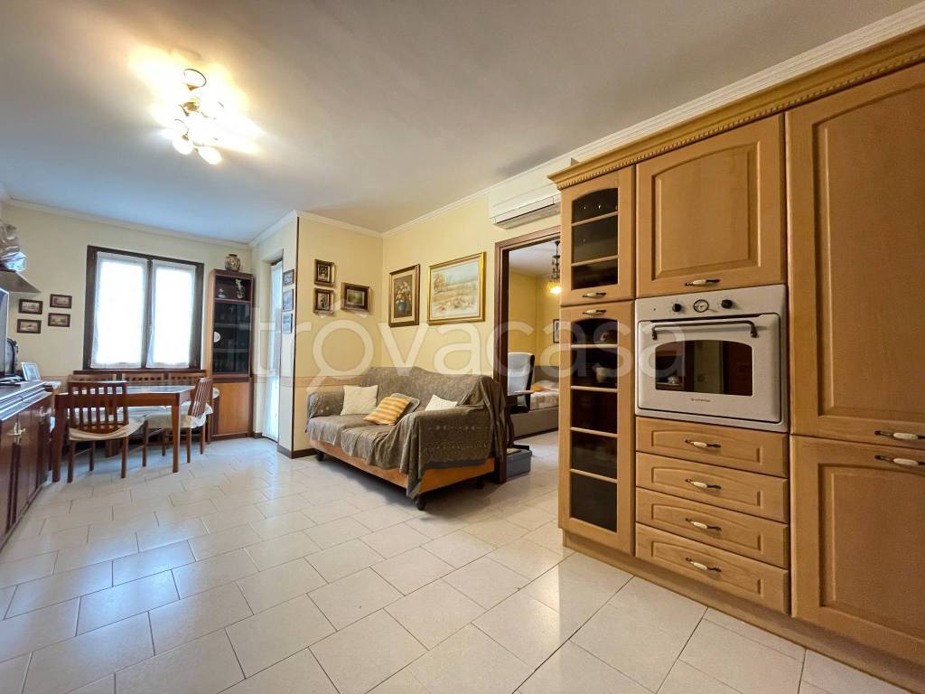 appartamento in vendita a Ronco Briantino