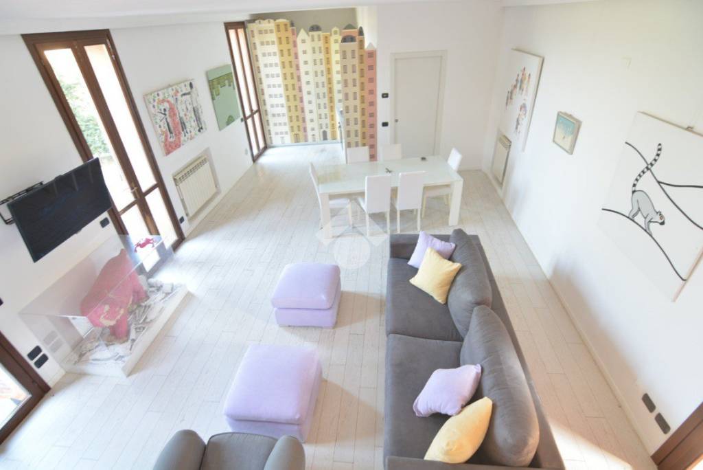 casa indipendente in vendita a Ronco Briantino