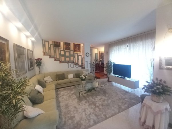 casa indipendente in vendita a Ronco Briantino