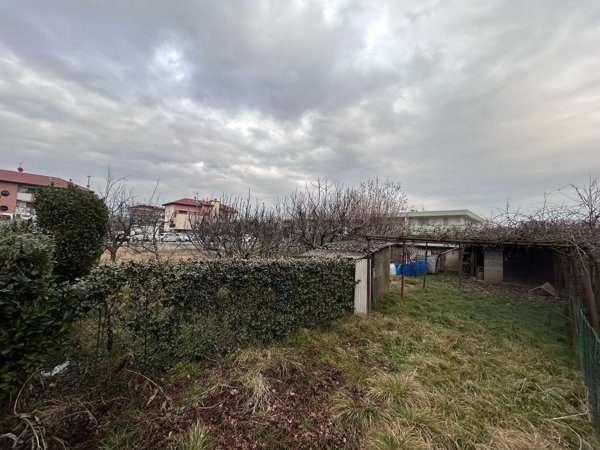 terreno edificabile in vendita a Ronco Briantino