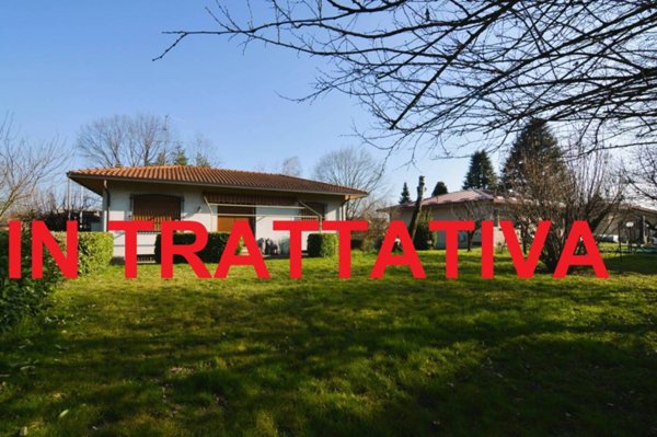 casa indipendente in vendita a Ronco Briantino