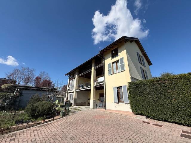 appartamento in vendita a Ronco Briantino