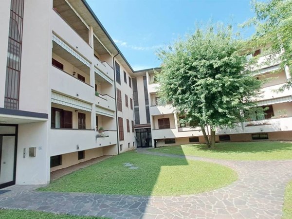 appartamento in vendita a Ronco Briantino