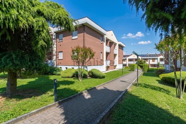 appartamento in vendita a Ronco Briantino