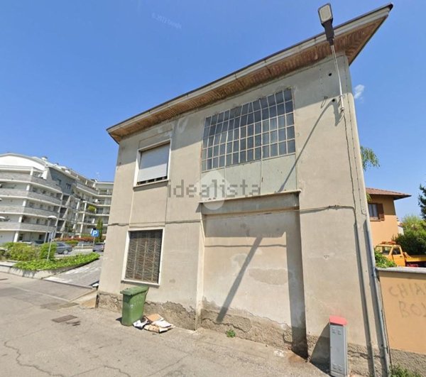 casa indipendente in vendita a Seregno