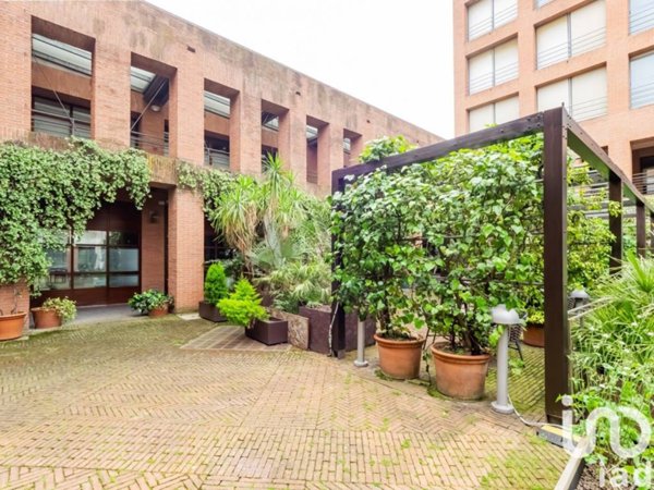 negozio in vendita a Seregno