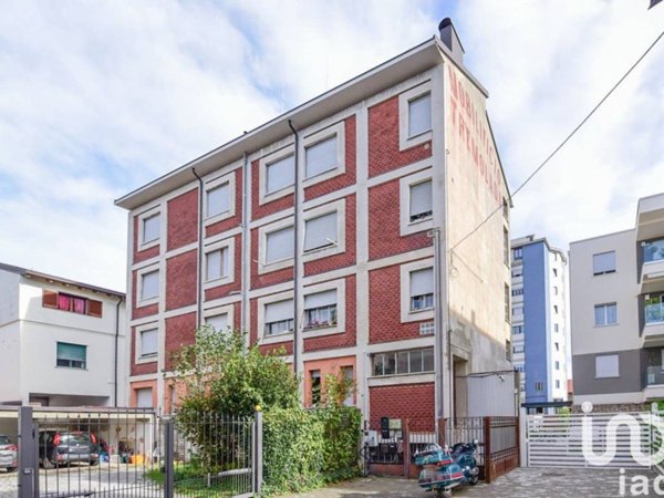 appartamento in vendita a Seregno