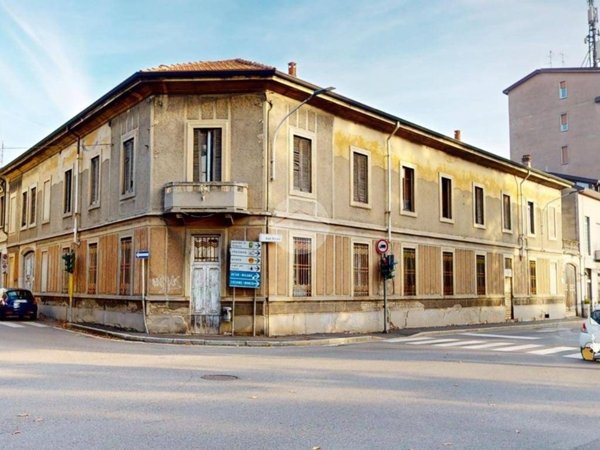 intera palazzina in vendita a Seregno