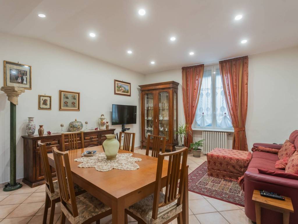 appartamento in vendita a Seregno