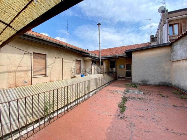 pentavano in vendita a Seregno