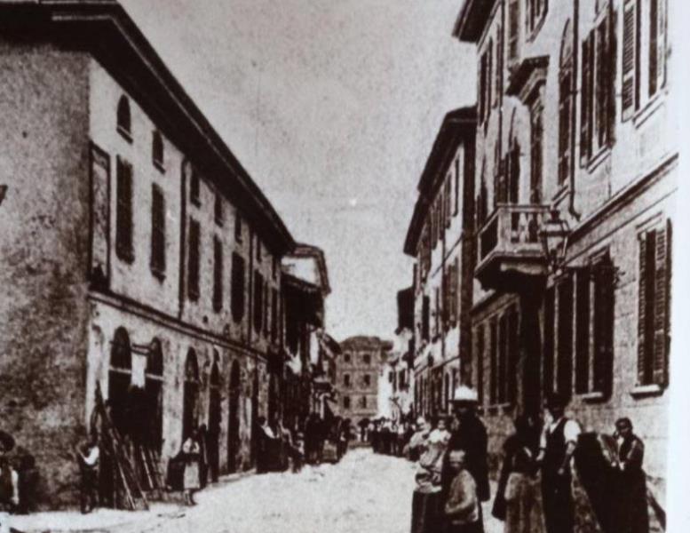 casa indipendente in vendita a Seregno