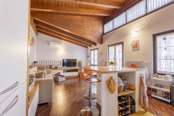 appartamento in vendita a Seregno