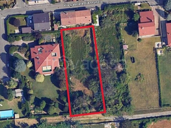 casa indipendente in vendita a Seregno
