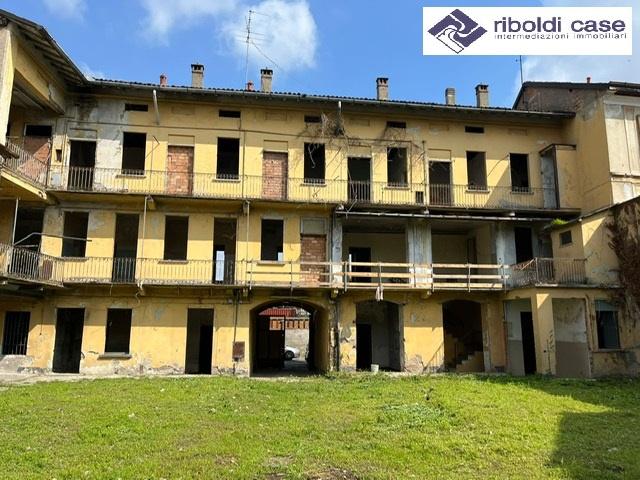 terreno edificabile in vendita a Seregno