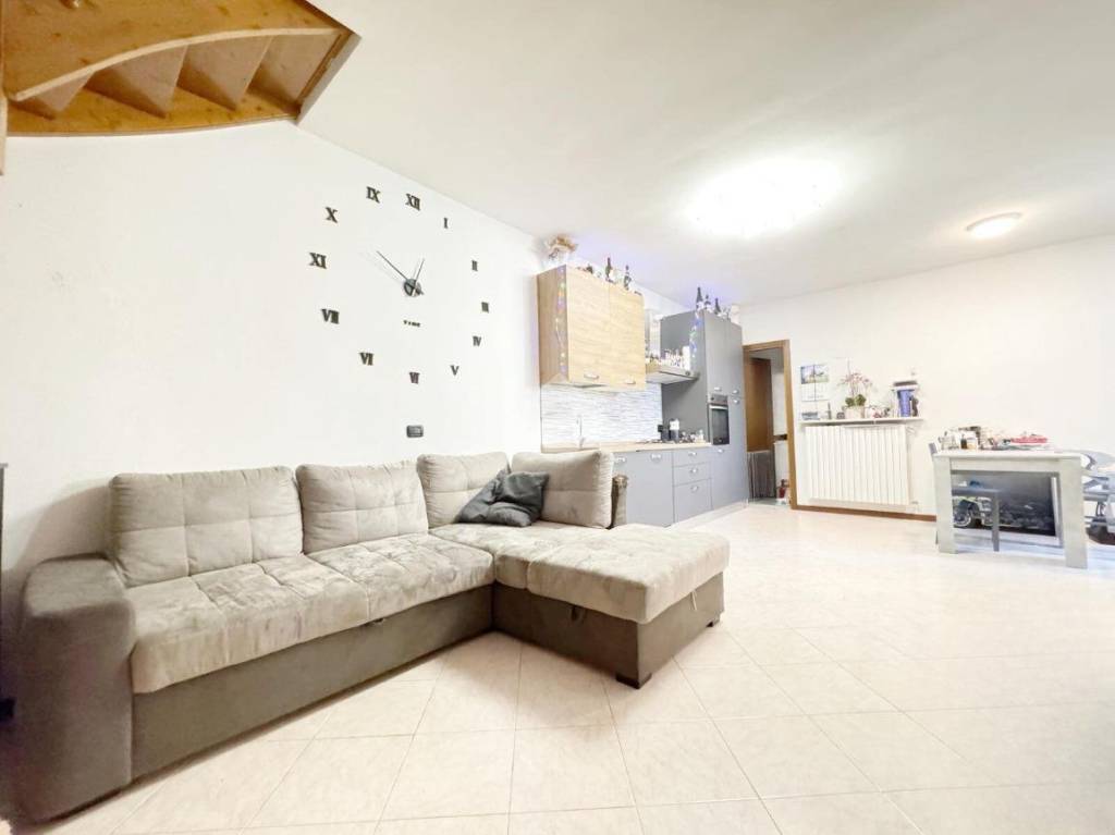 appartamento in vendita a Seregno