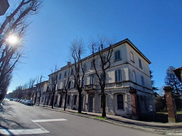 appartamento in vendita a Seregno