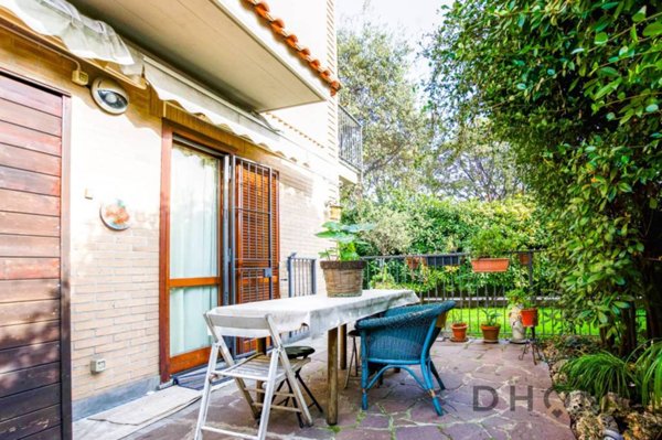 casa indipendente in vendita a Seregno