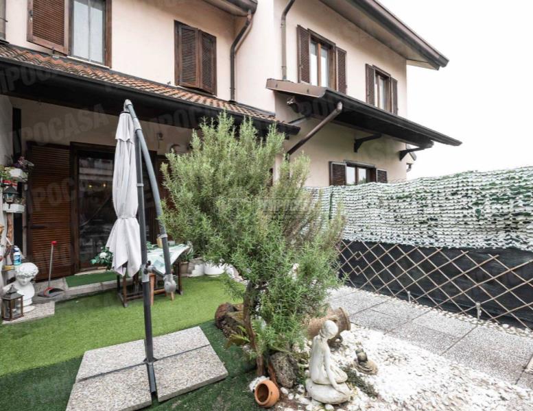 casa indipendente in vendita a Seregno