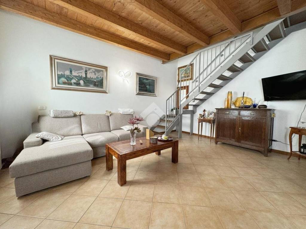 appartamento in vendita a Seregno