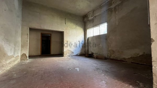 capannone in vendita a Seregno