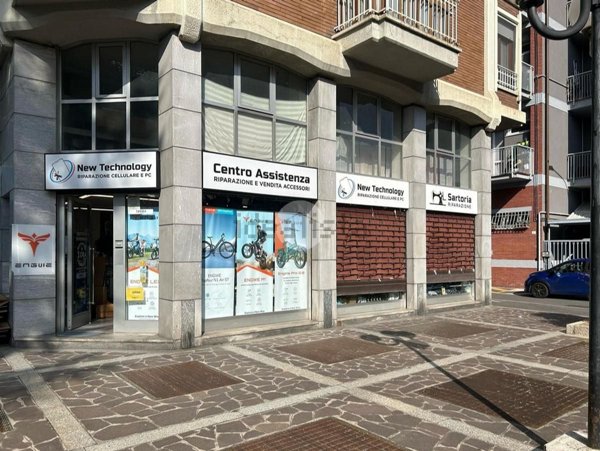 negozio in vendita a Seregno