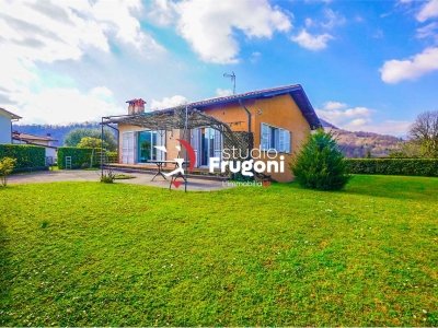 casa indipendente in vendita a Seregno