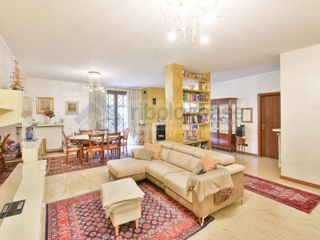 appartamento in vendita a Seregno