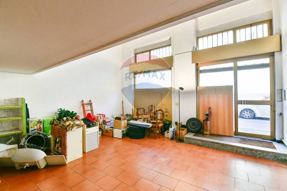 negozio in vendita a Seregno