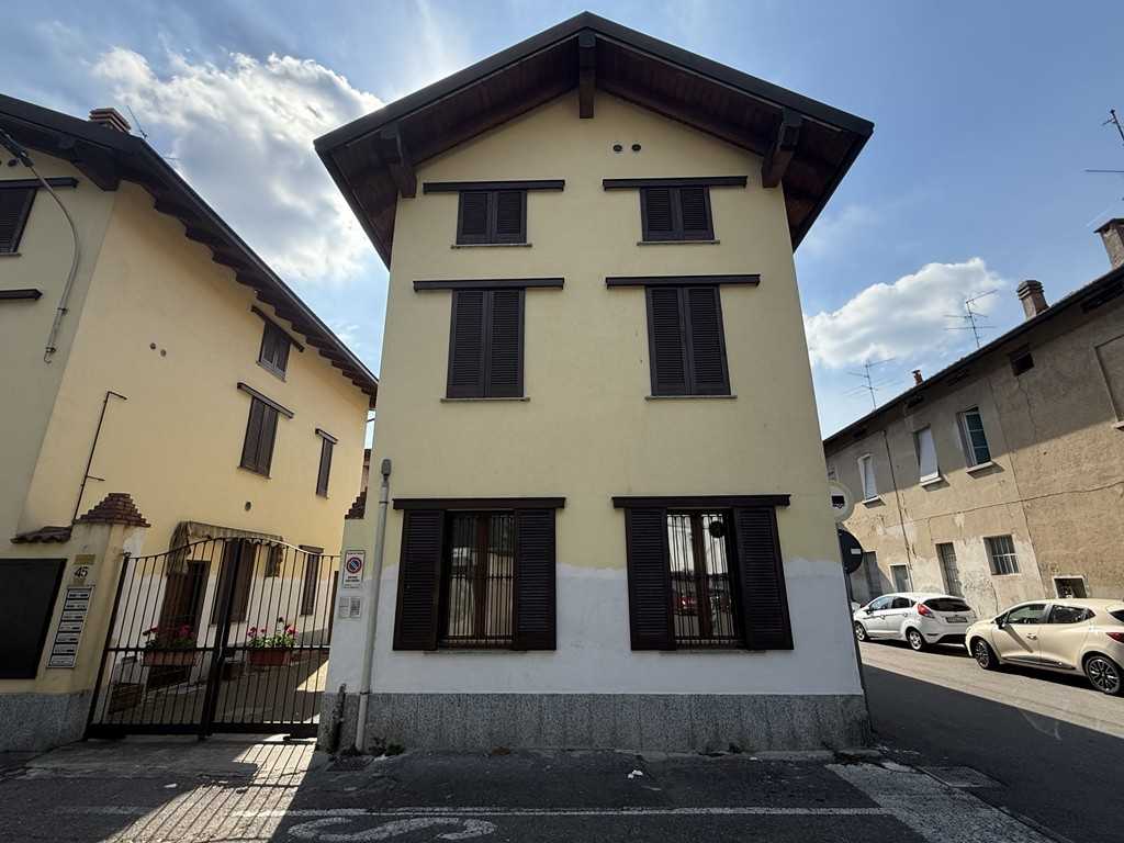 appartamento in vendita a Seregno