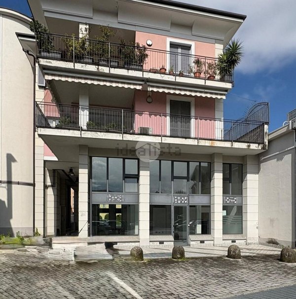 casa semindipendente in vendita a Seregno