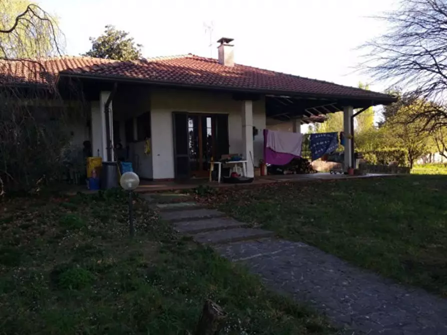 casa indipendente in vendita a Seregno