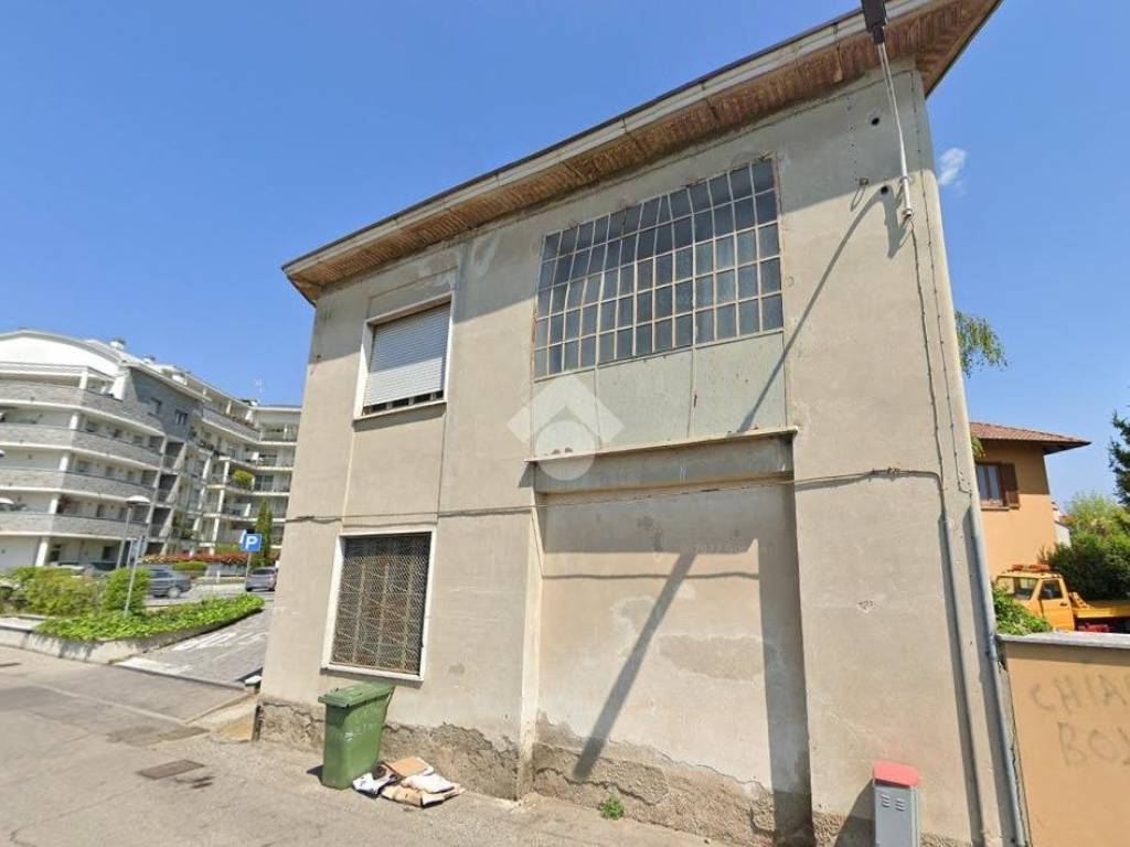 casa indipendente in vendita a Seregno