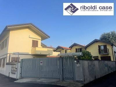 appartamento in vendita a Seregno