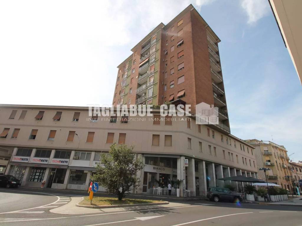 appartamento in vendita a Seregno