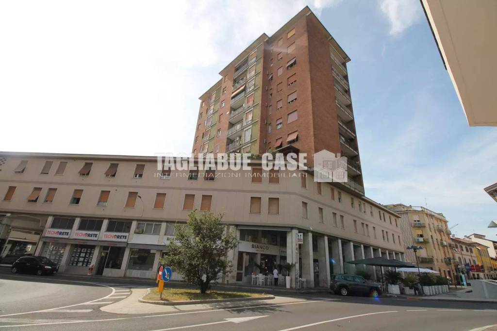 appartamento in vendita a Seregno