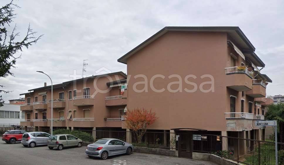 appartamento in vendita a Seregno