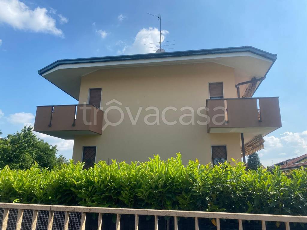 appartamento in vendita a Seregno