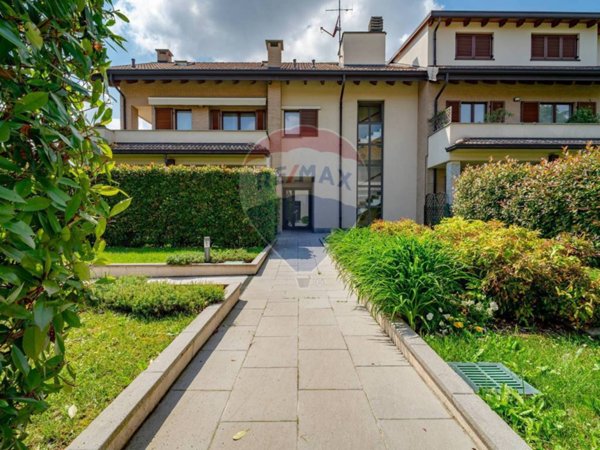 appartamento in vendita a Seregno