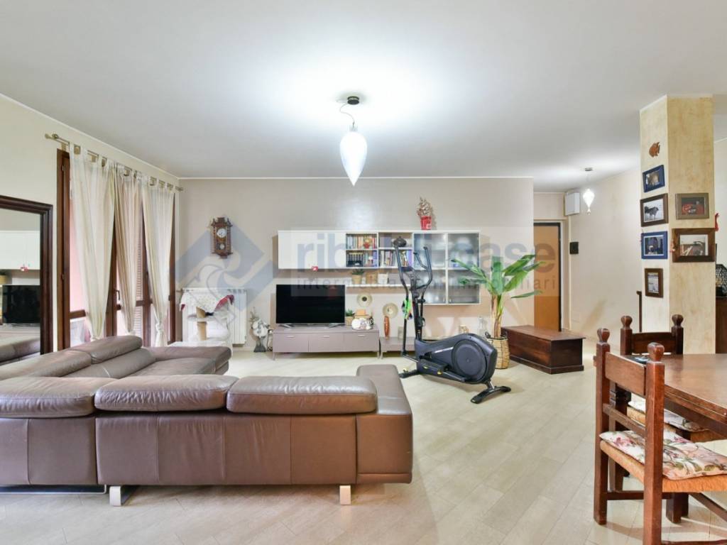 appartamento in vendita a Seregno