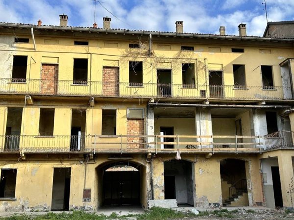 terreno edificabile in vendita a Seregno