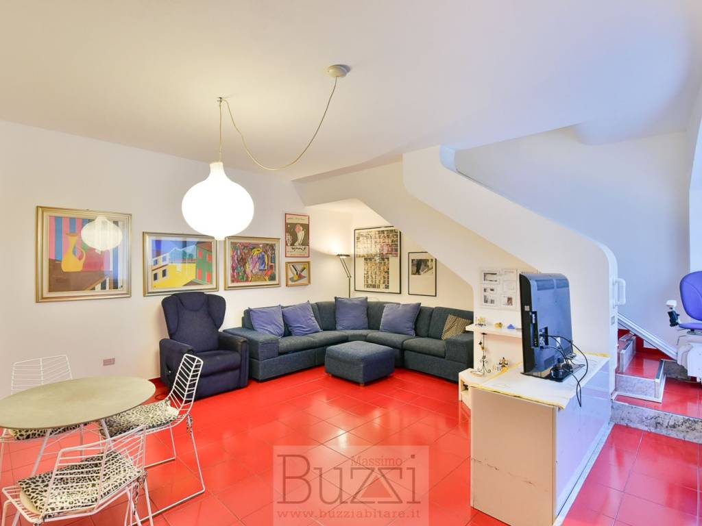 casa indipendente in vendita a Seregno