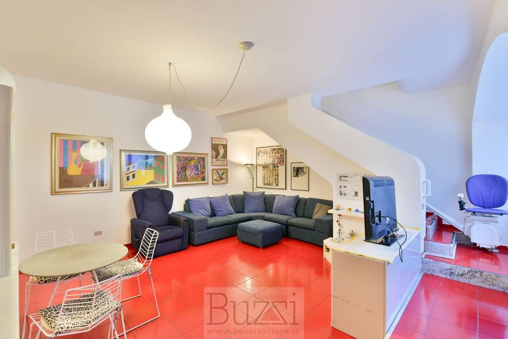 casa indipendente in vendita a Seregno