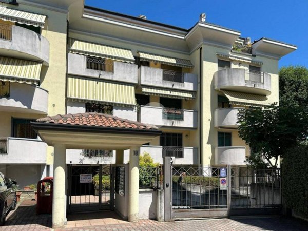 appartamento in vendita a Seregno