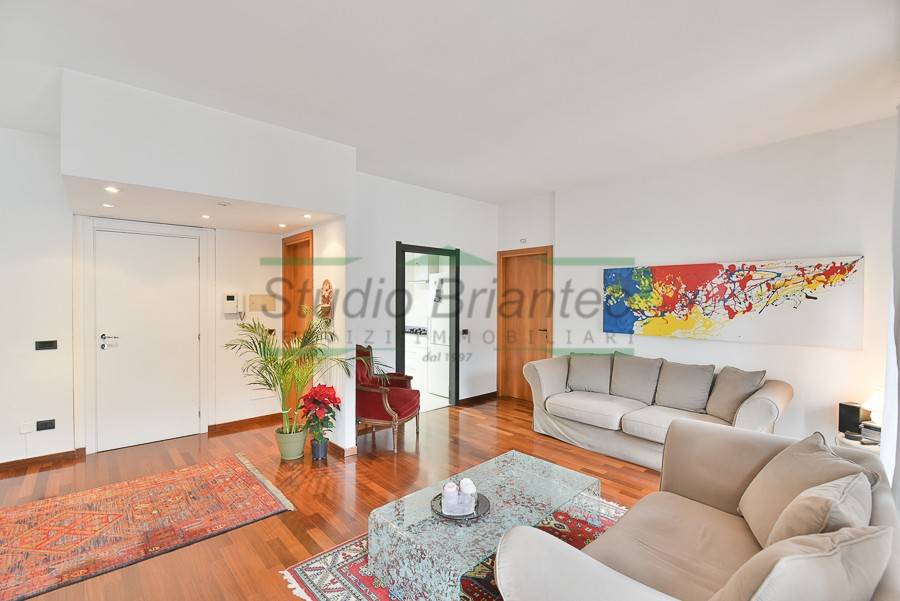 appartamento in vendita a Seregno