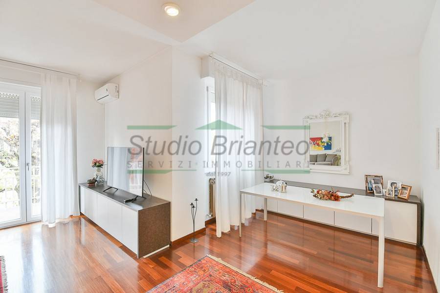 appartamento in vendita a Seregno