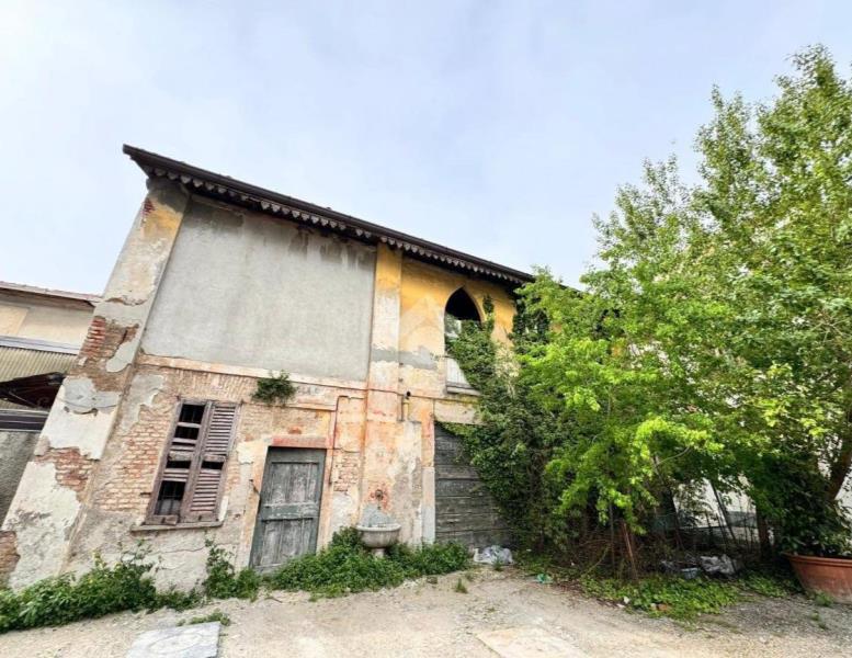 casa indipendente in vendita a Seregno