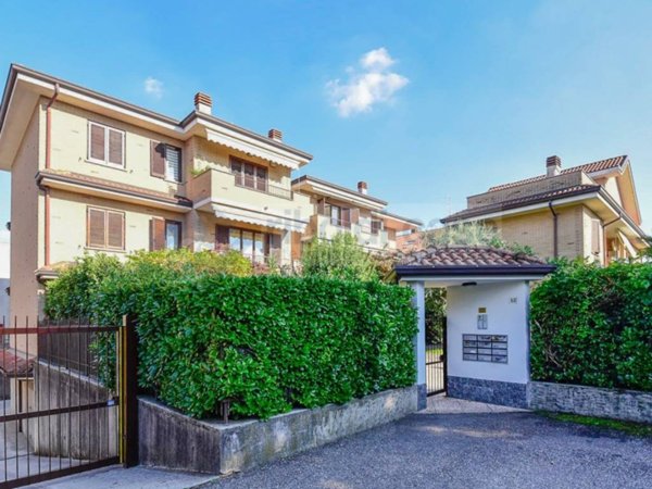 appartamento in vendita a Seregno