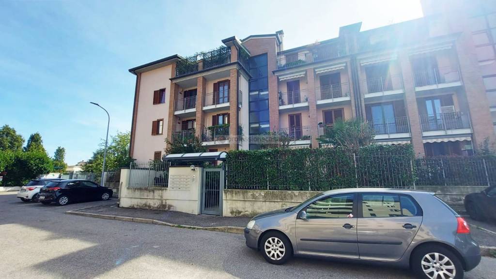 appartamento in vendita a Seregno